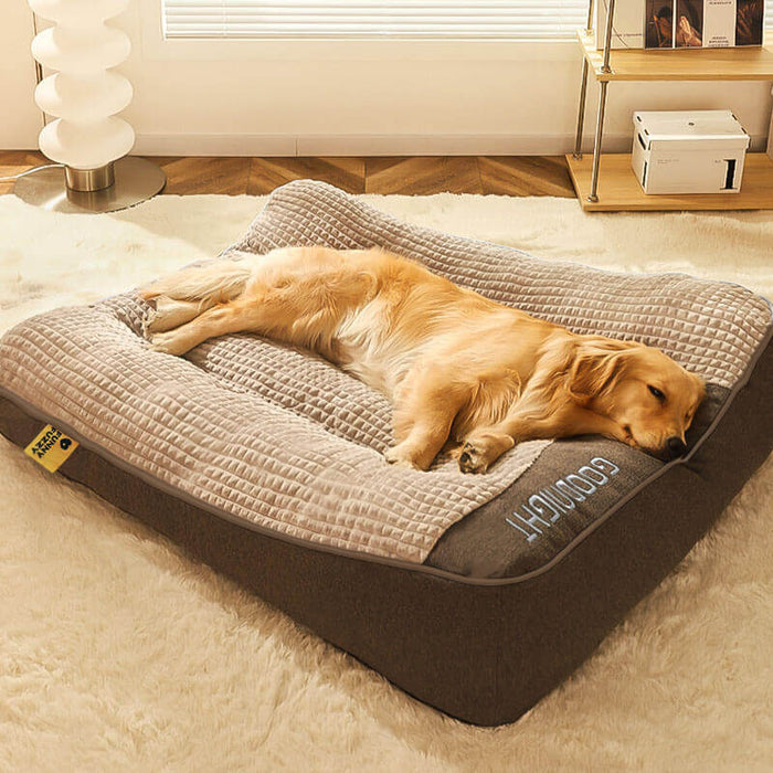 Calming cushioned rectangular indoor dog bed