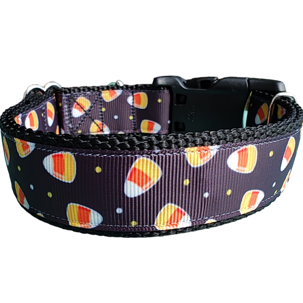 Candy Corn Halloween dog collar by Doot's Pet, handmade nylon with a scattered candy corn print
