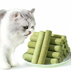 Natural cat chew sticks for teething and oral health