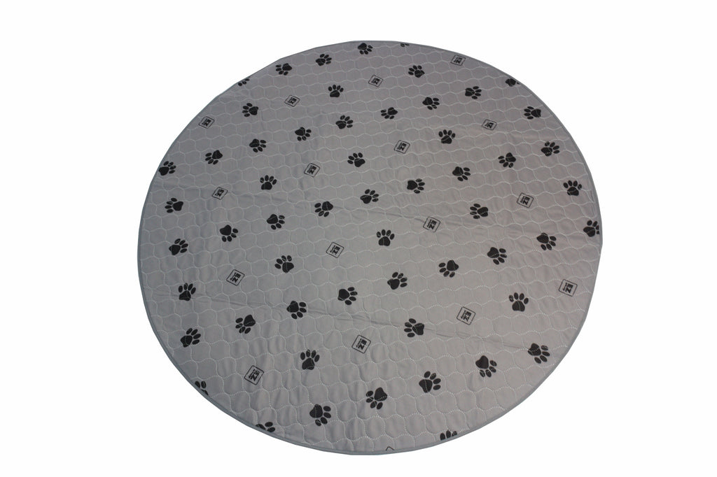 Round EZwhelp quick-dry pad, made in 49 and 61 inch diameters and sold in 2-packs