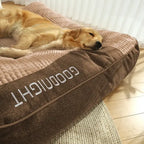 Scratch and dig-resistant fabric dog bed