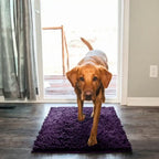 Close-up of the absorbent chenille fibers on the anti-mud dog mat.