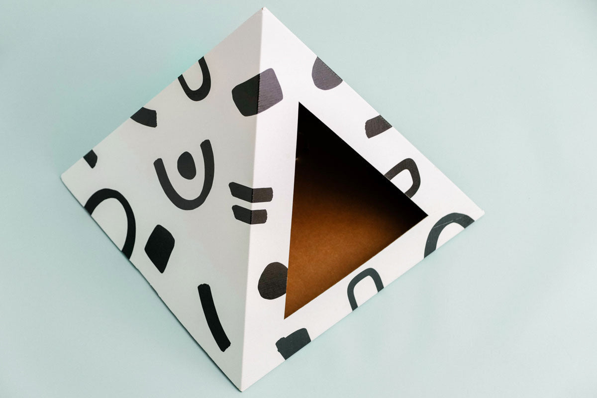 Kitty Kardboard Doodle pyramid that ships flat and goes together in seconds by folding and tucking