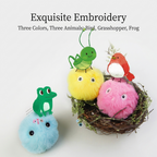 Squeaker cat ball in soft plush fabric that helps keep playtime interesting