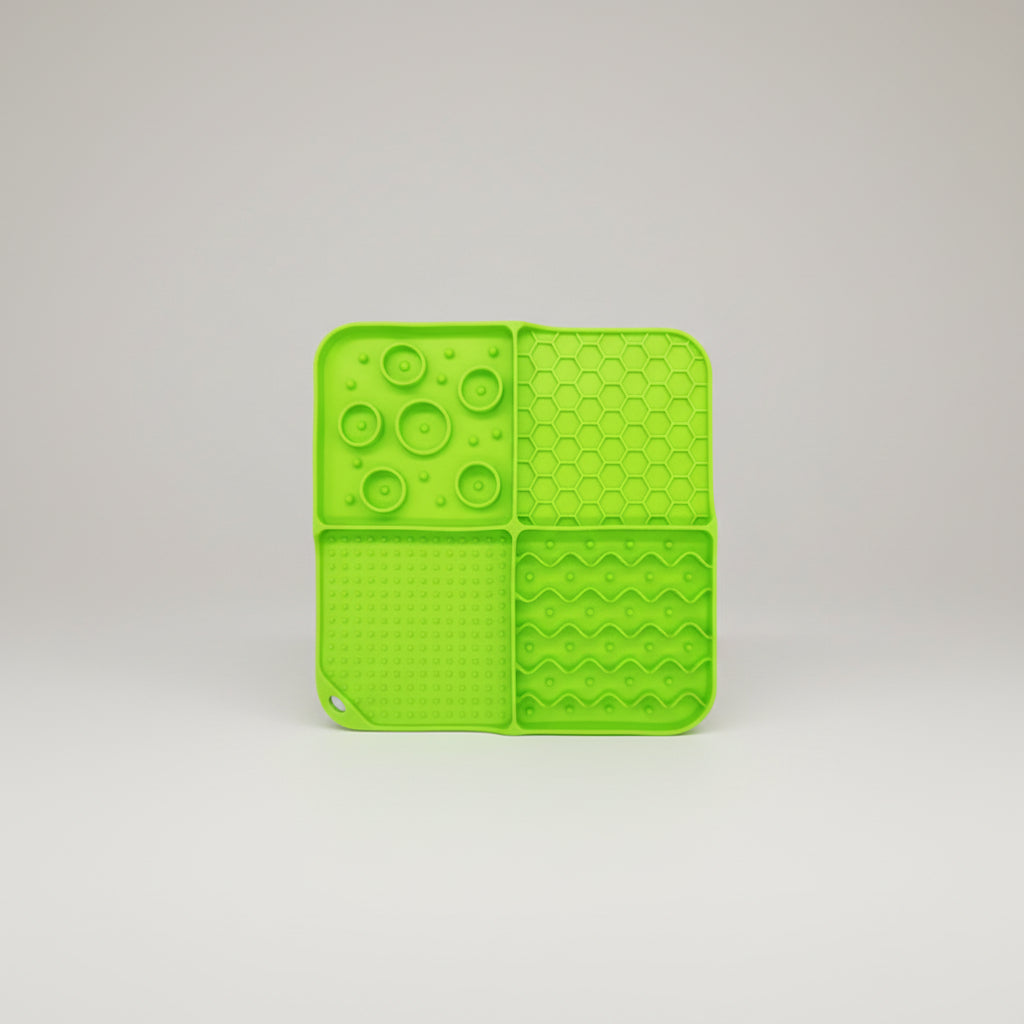 Grass Green silicone lick mat with a suction base, 208 x 208 mm, for small to large pets