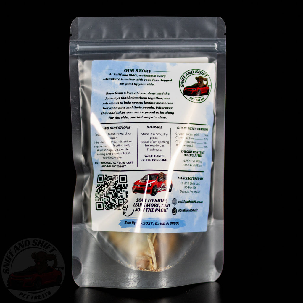 Back view of Sniff and Shift freeze-dried sardine heads, a crunchy fish treat with 52% min protein