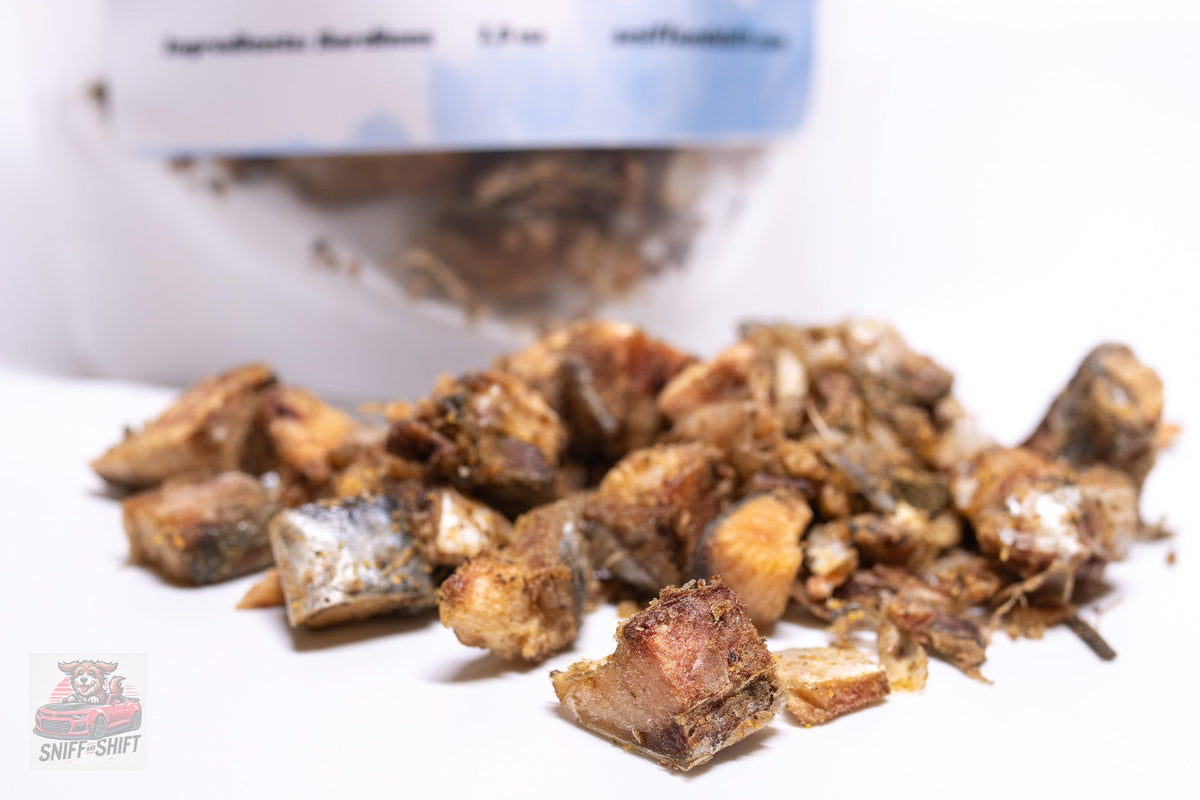 Texture of Sniff and Shift freeze-dried whole sardines: small to medium fish with soft, brittle bones