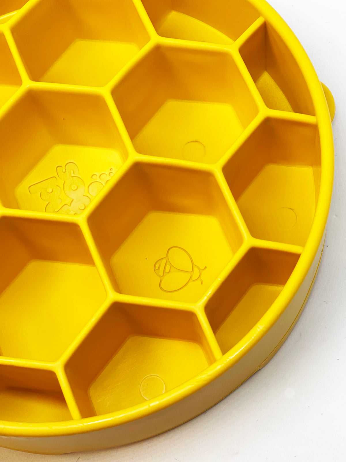 SodaPup Honeycomb eBowl, about 8 inches square, for medium and large dogs with normal snouts